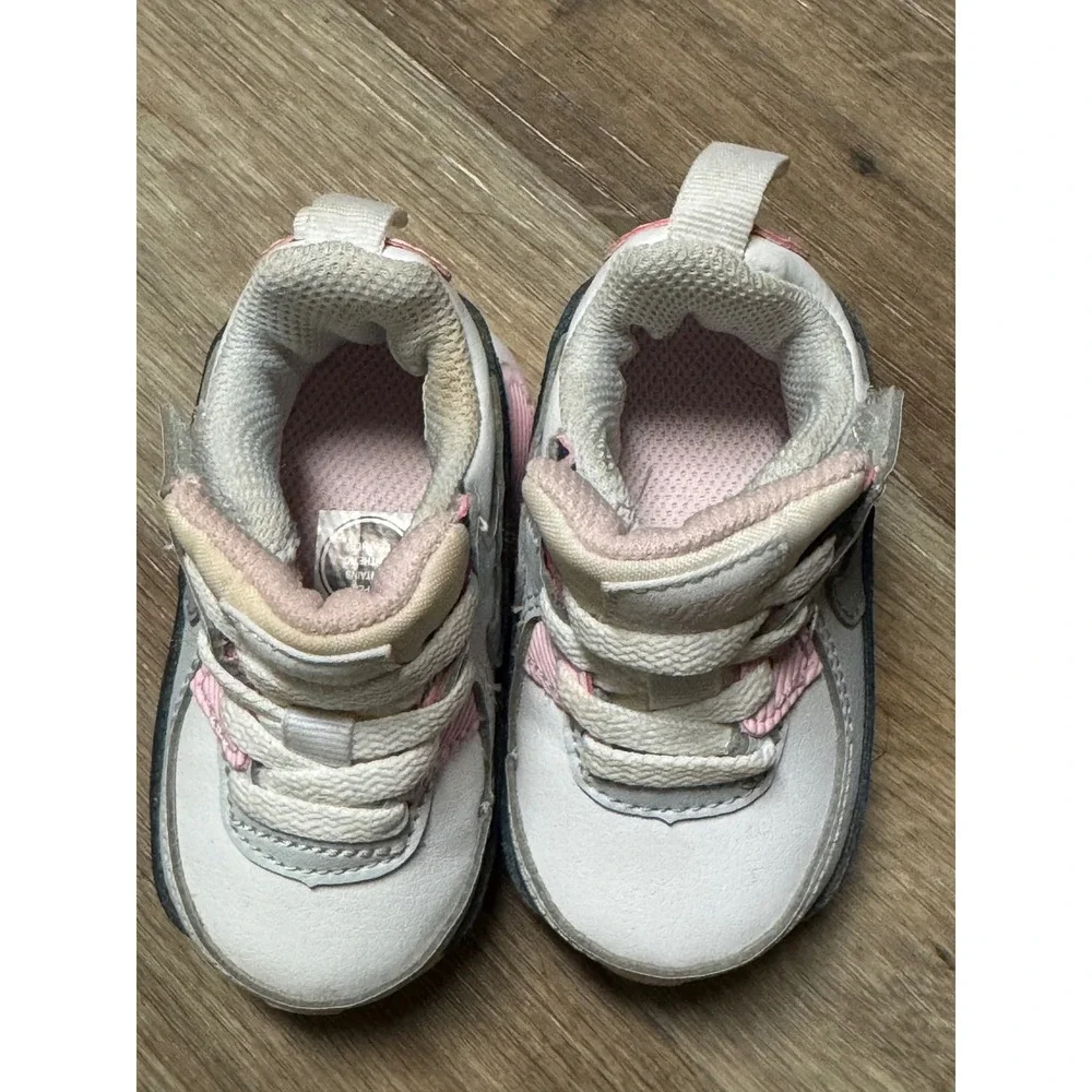 Nike Air Max 90 Tiny Toddler Shoes White Pink Black Size 2C